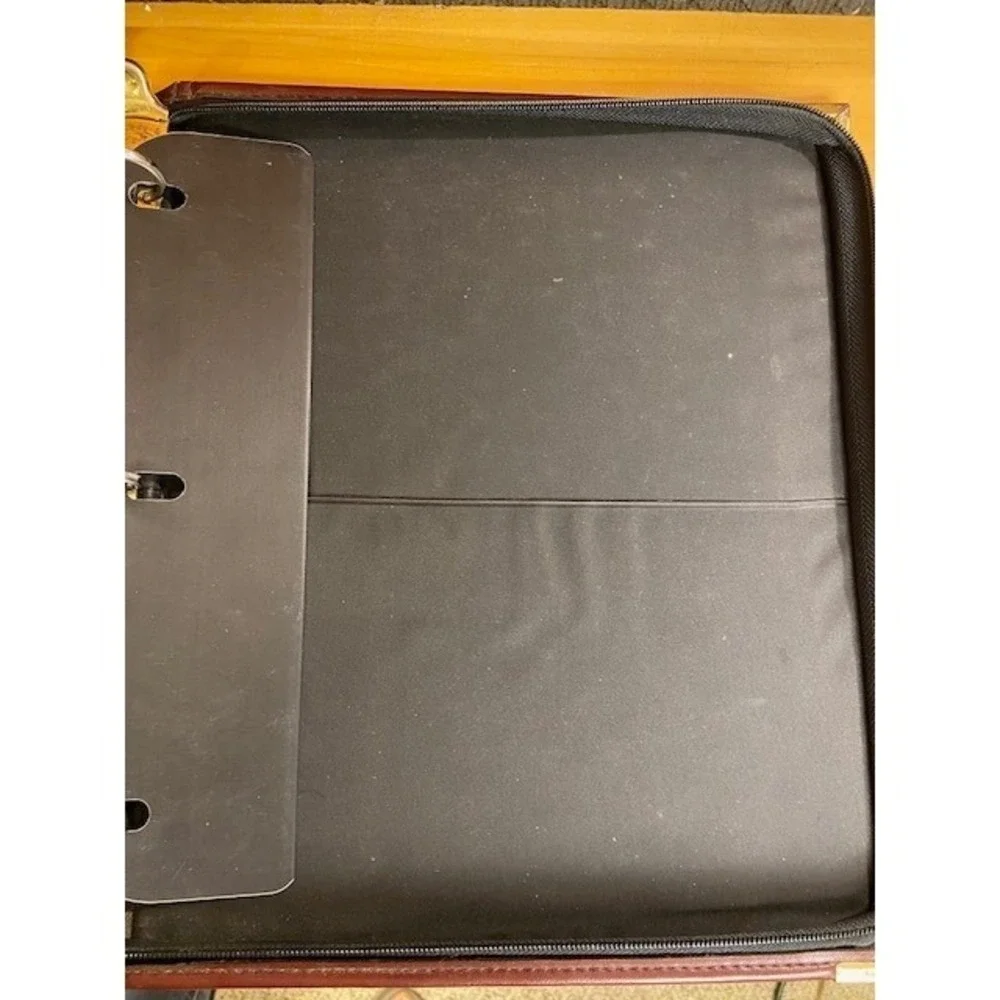 Vintage Hazel Burgundy Leather Zippered 3 Ring Binder Portfolio Brass Corners